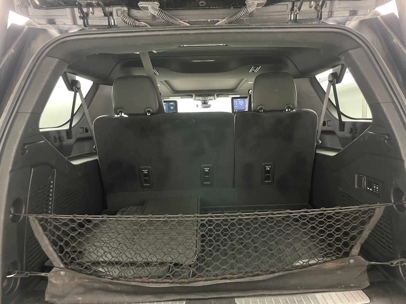 Thumbnail: 2021 GMC Yukon XL - 6
