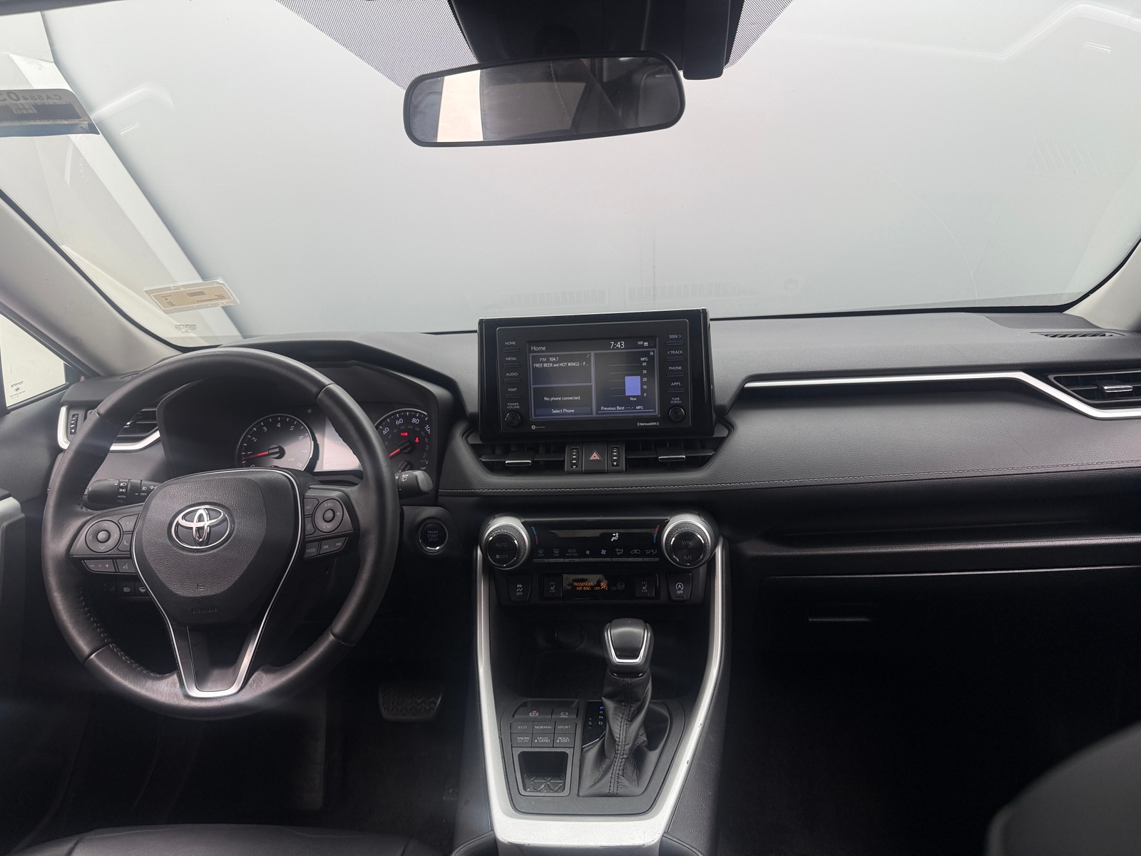 Thumbnail: 2021 Toyota RAV4 - 2