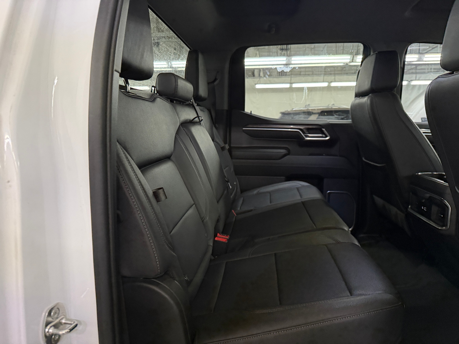 Thumbnail: 2022 Chevrolet Silverado 1500 - 5
