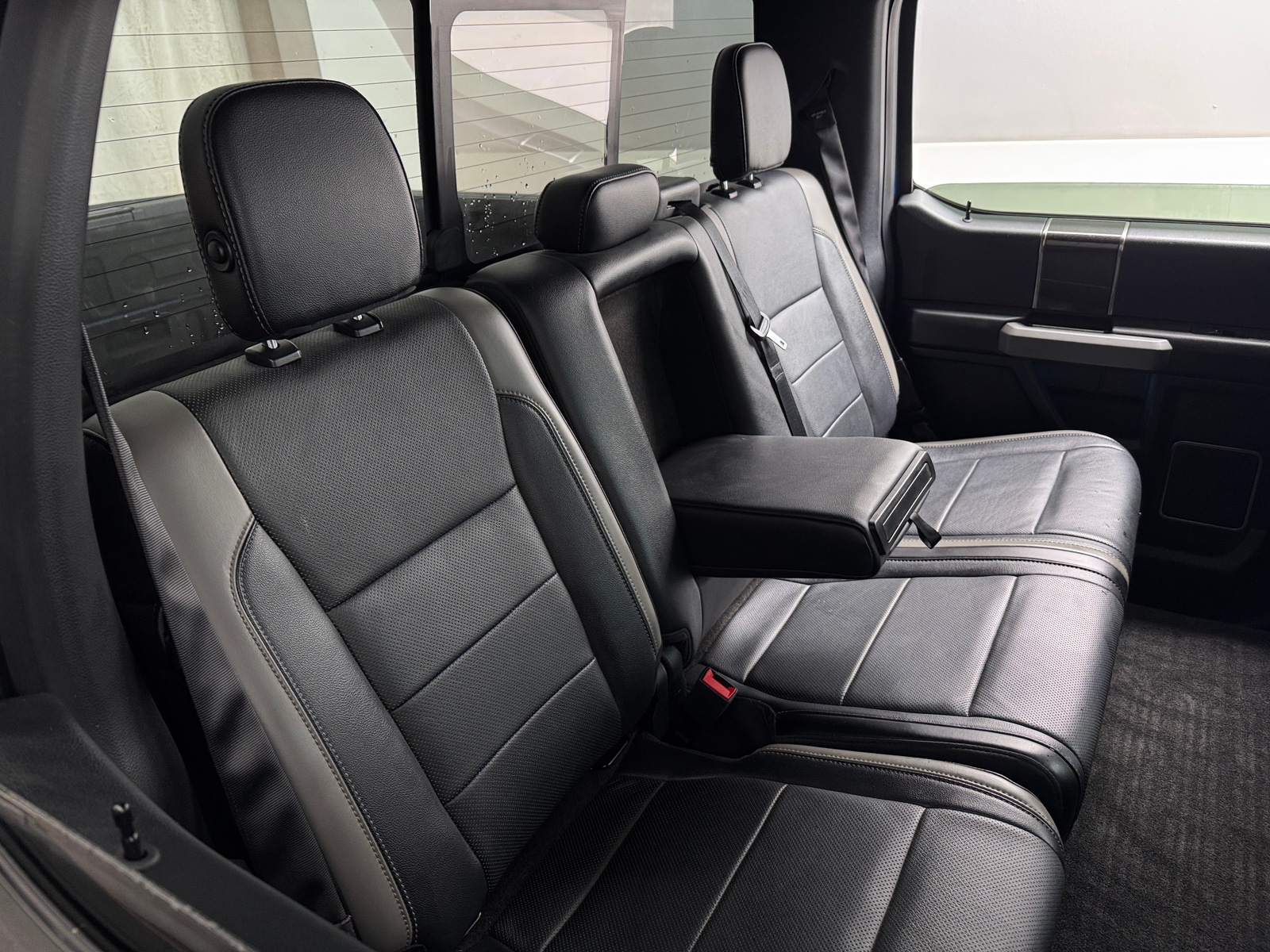 Thumbnail: 2018 Ford Econoline - 5