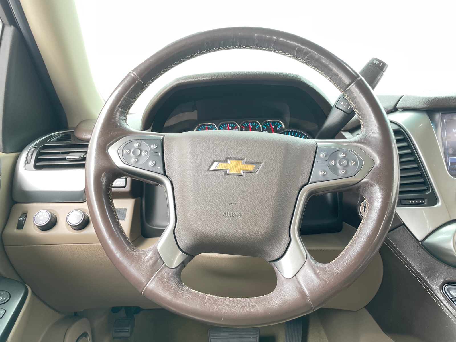Thumbnail: 2018 Chevrolet Suburban - 4