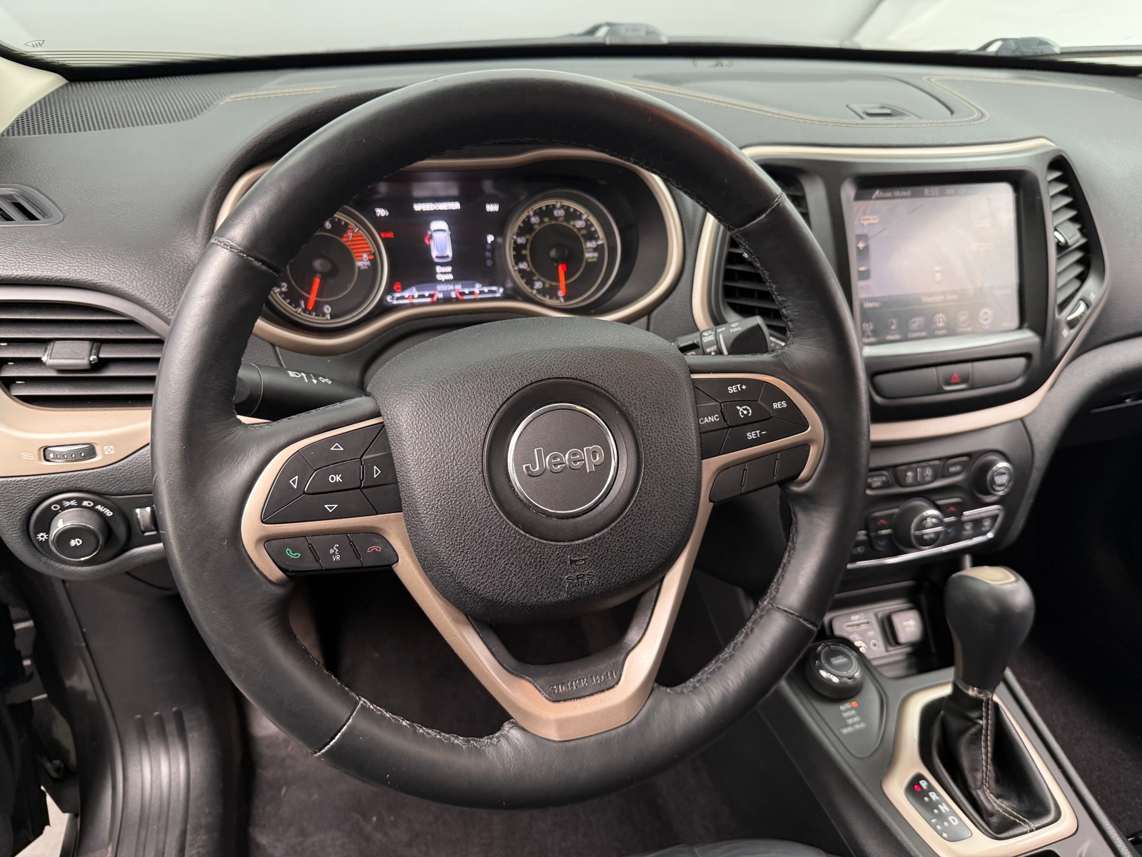 Thumbnail: 2016 Jeep Cherokee - 4
