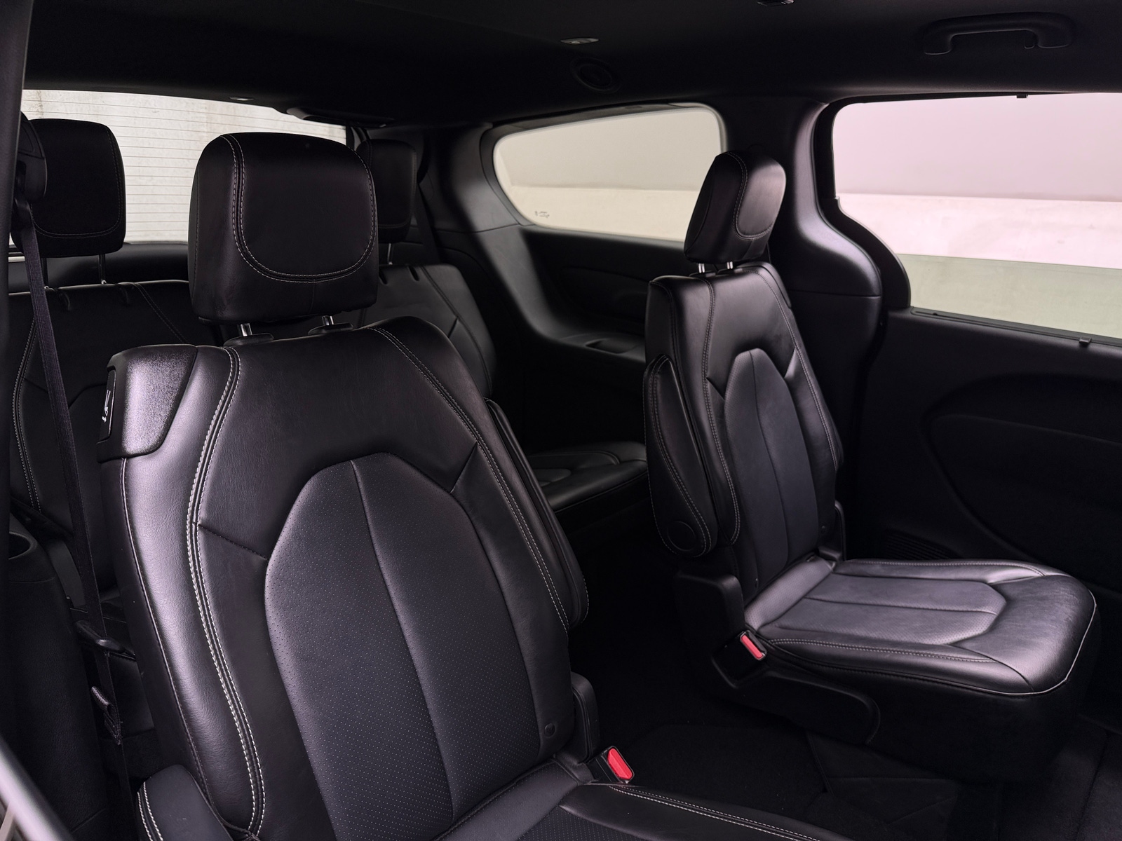 Thumbnail: 2025 Chrysler Pacifica - 5