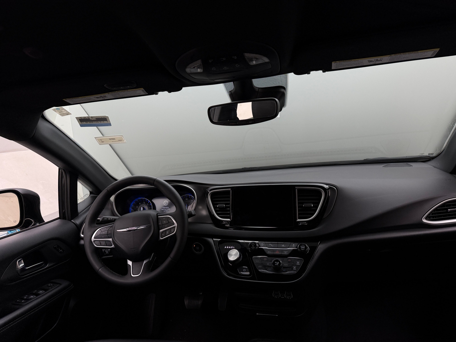 Thumbnail: 2025 Chrysler Pacifica - 2