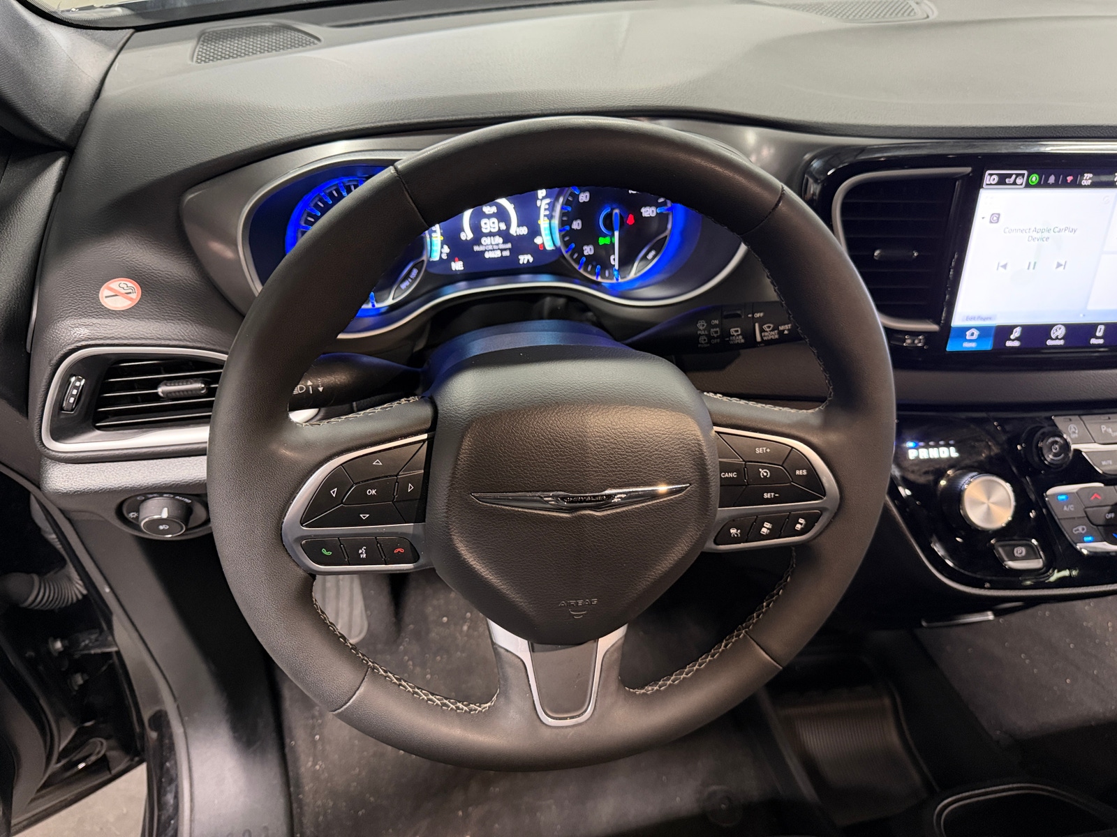 Thumbnail: 2025 Chrysler Pacifica - 4
