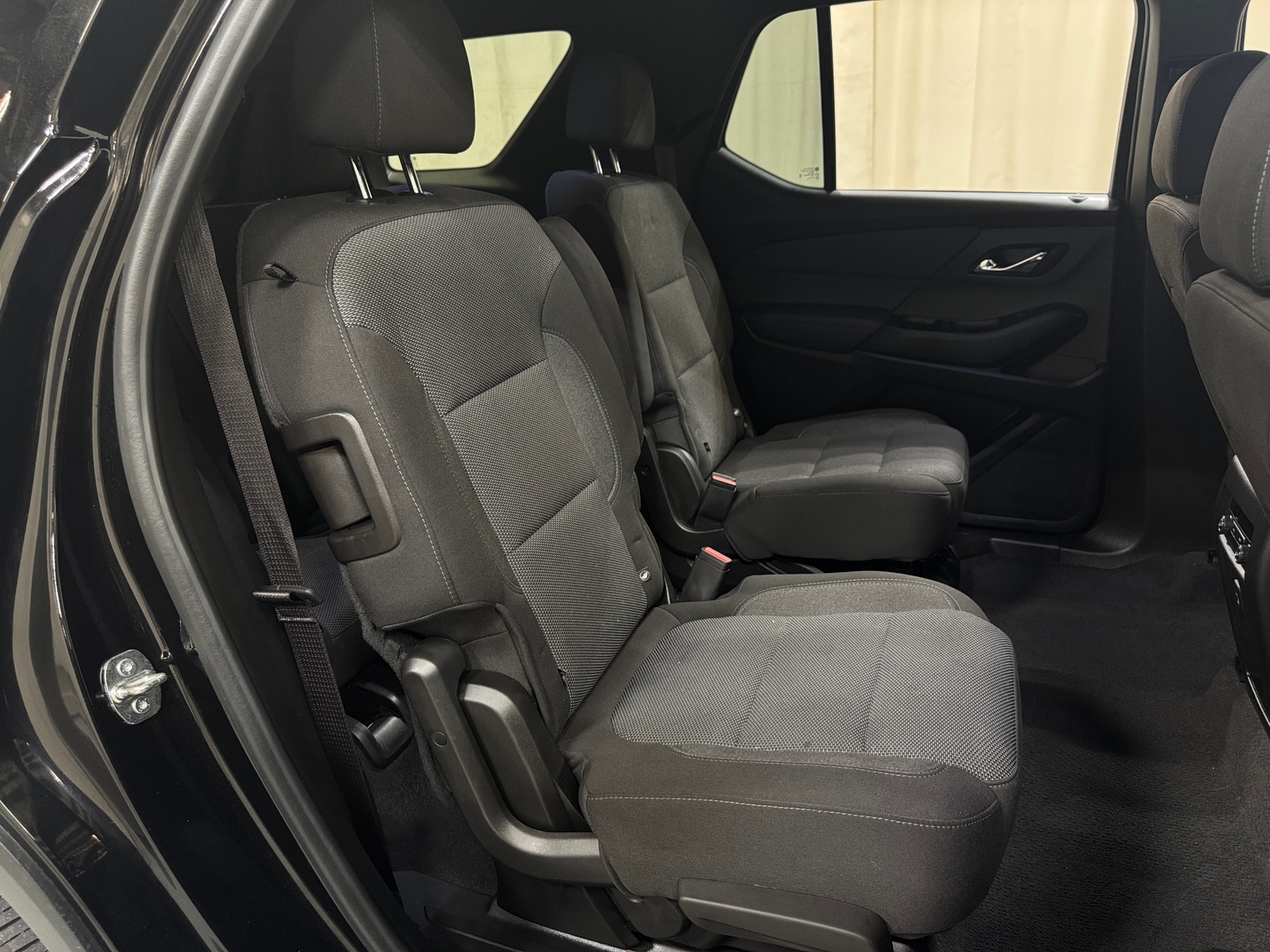 Thumbnail: 2023 Chevrolet Traverse - 6