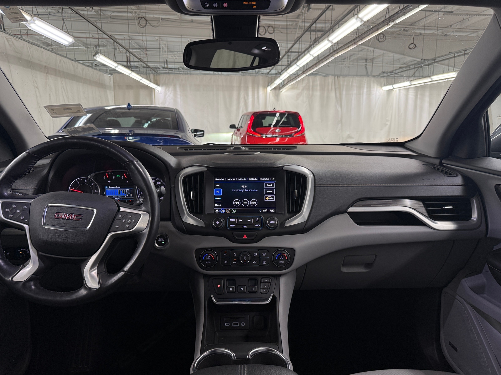 Thumbnail: 2018 GMC Terrain - 2