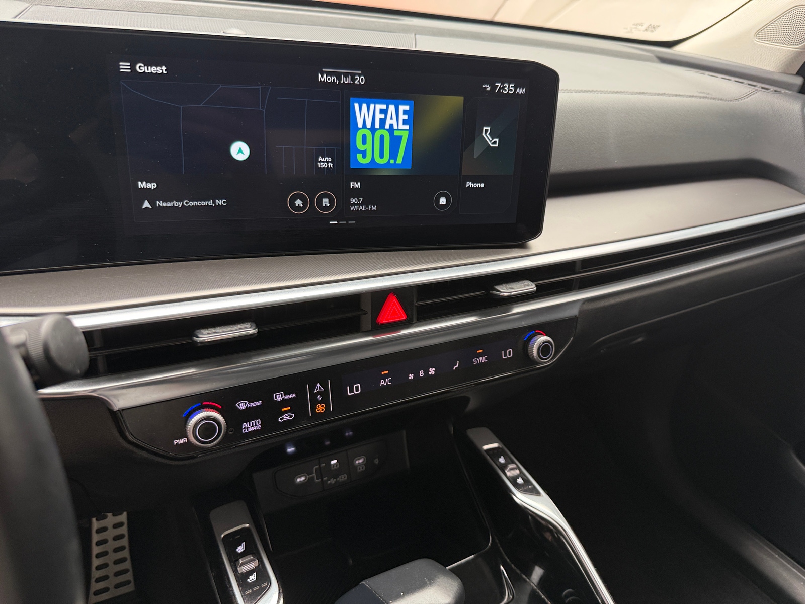 Thumbnail: 2025 Kia Sorento - 3