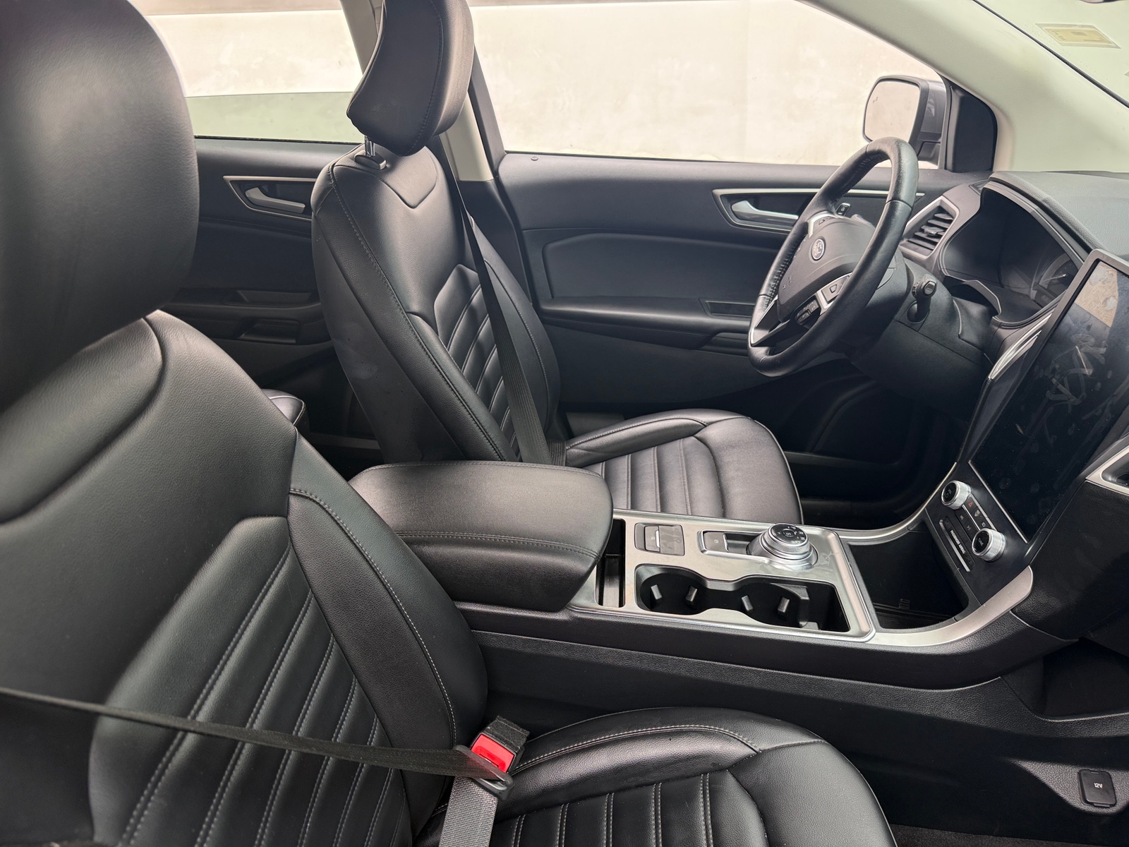 Thumbnail: 2022 Ford Edge - 2