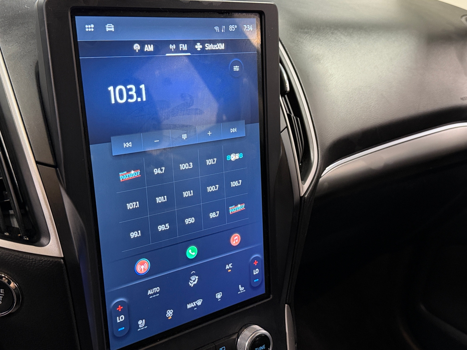 Thumbnail: 2022 Ford Edge - 4