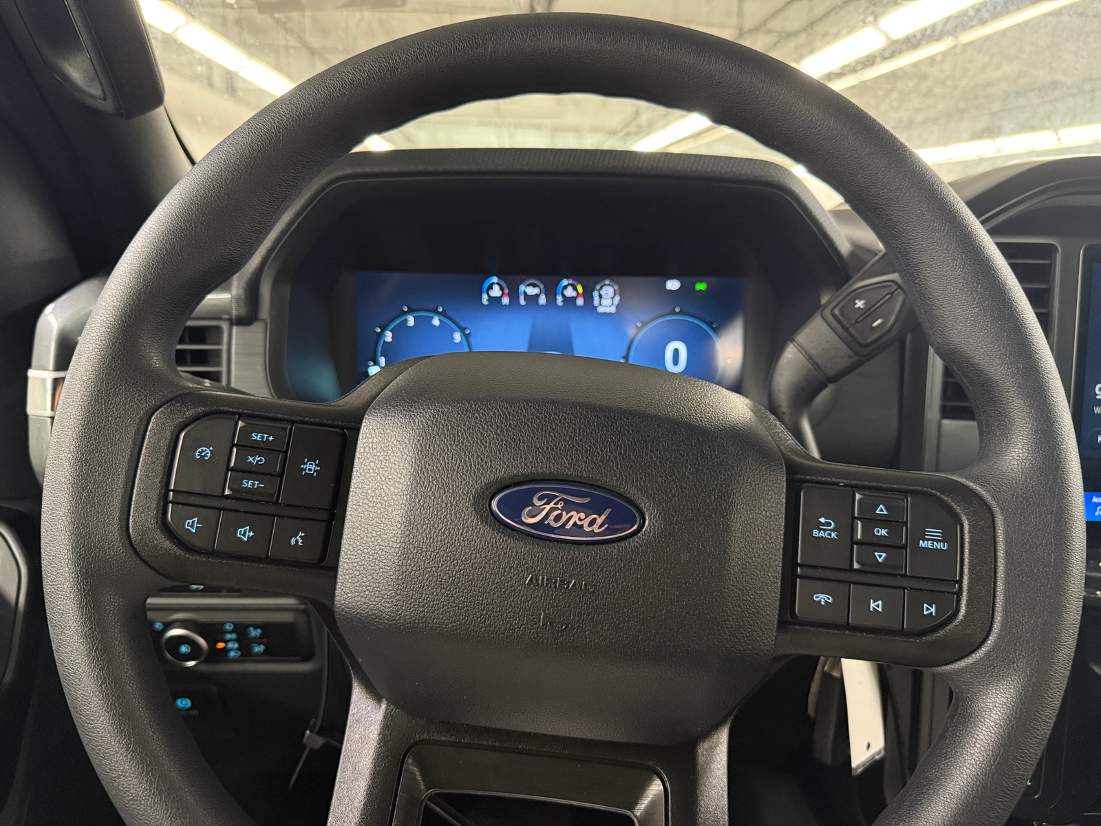 Thumbnail: 2025 Ford Econoline - 5
