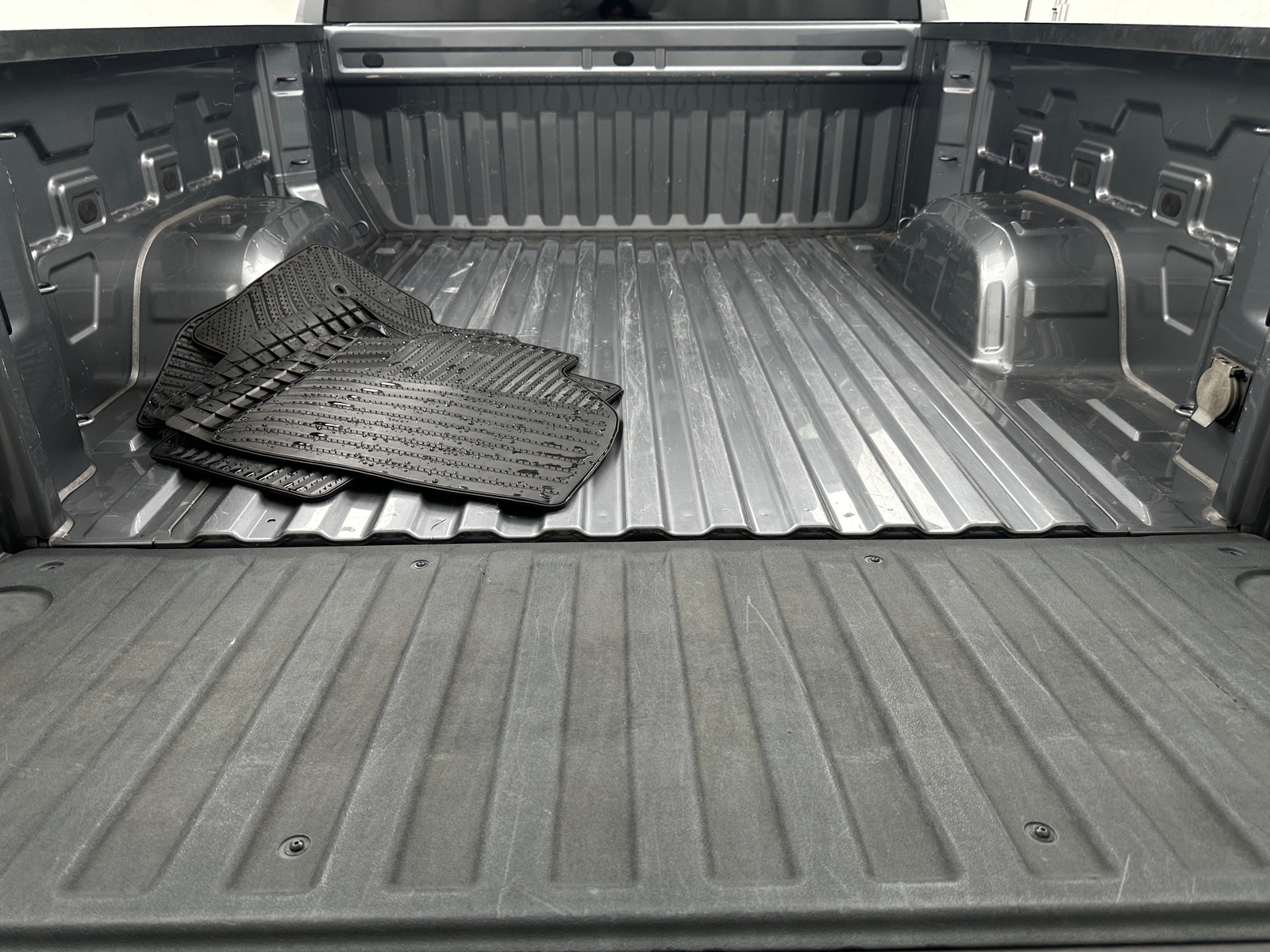 Thumbnail: 2021 Chevrolet Silverado 1500 - 7