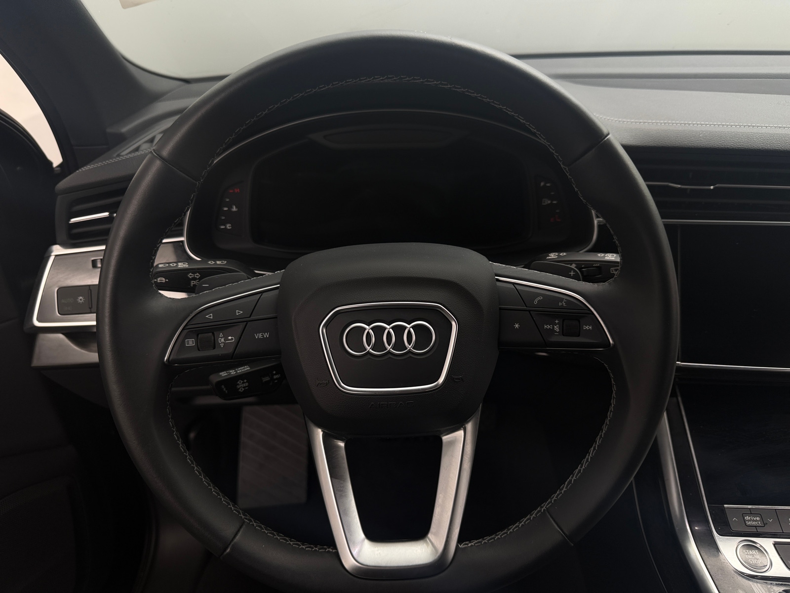 Thumbnail: 2025 Audi Q7 - 4