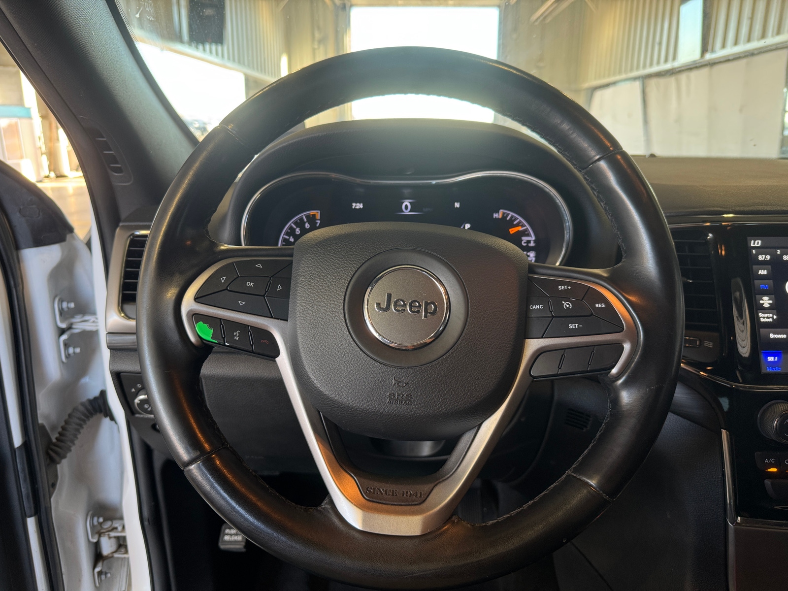 Thumbnail: 2020 Jeep Grand Cherokee - 4