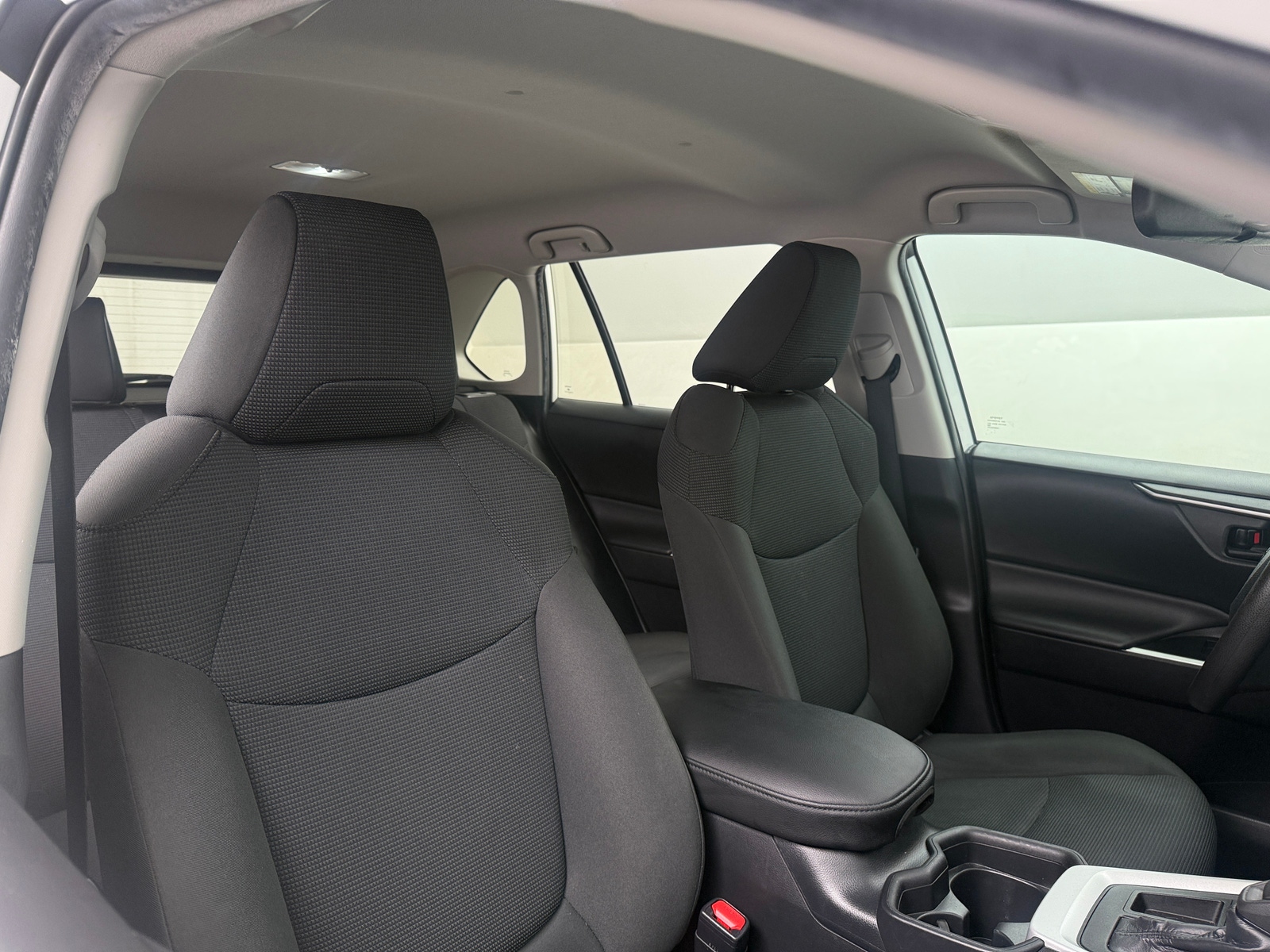 Thumbnail: 2020 Toyota RAV4 - 2