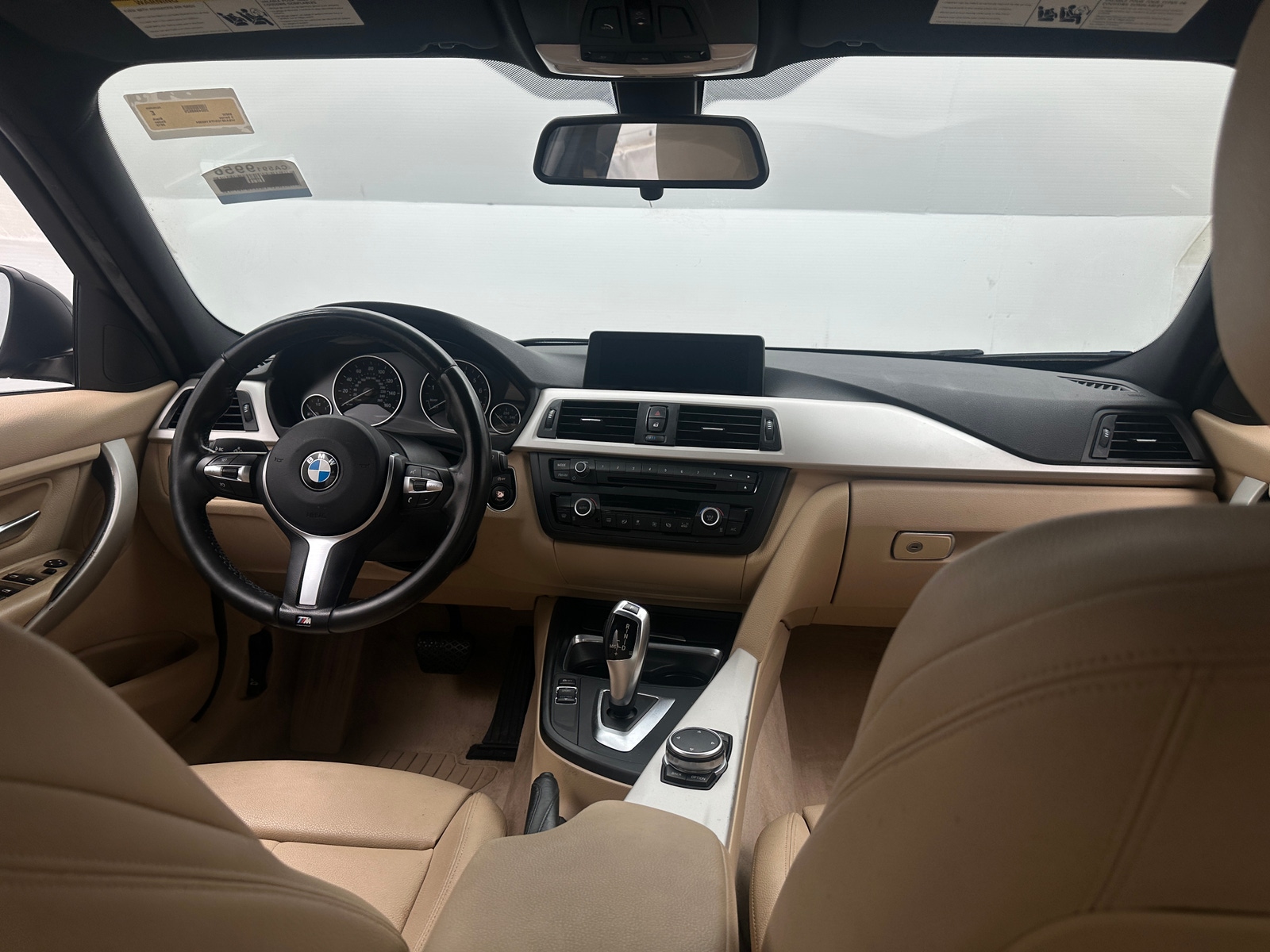 Thumbnail: 2015 BMW 3 Series - 2