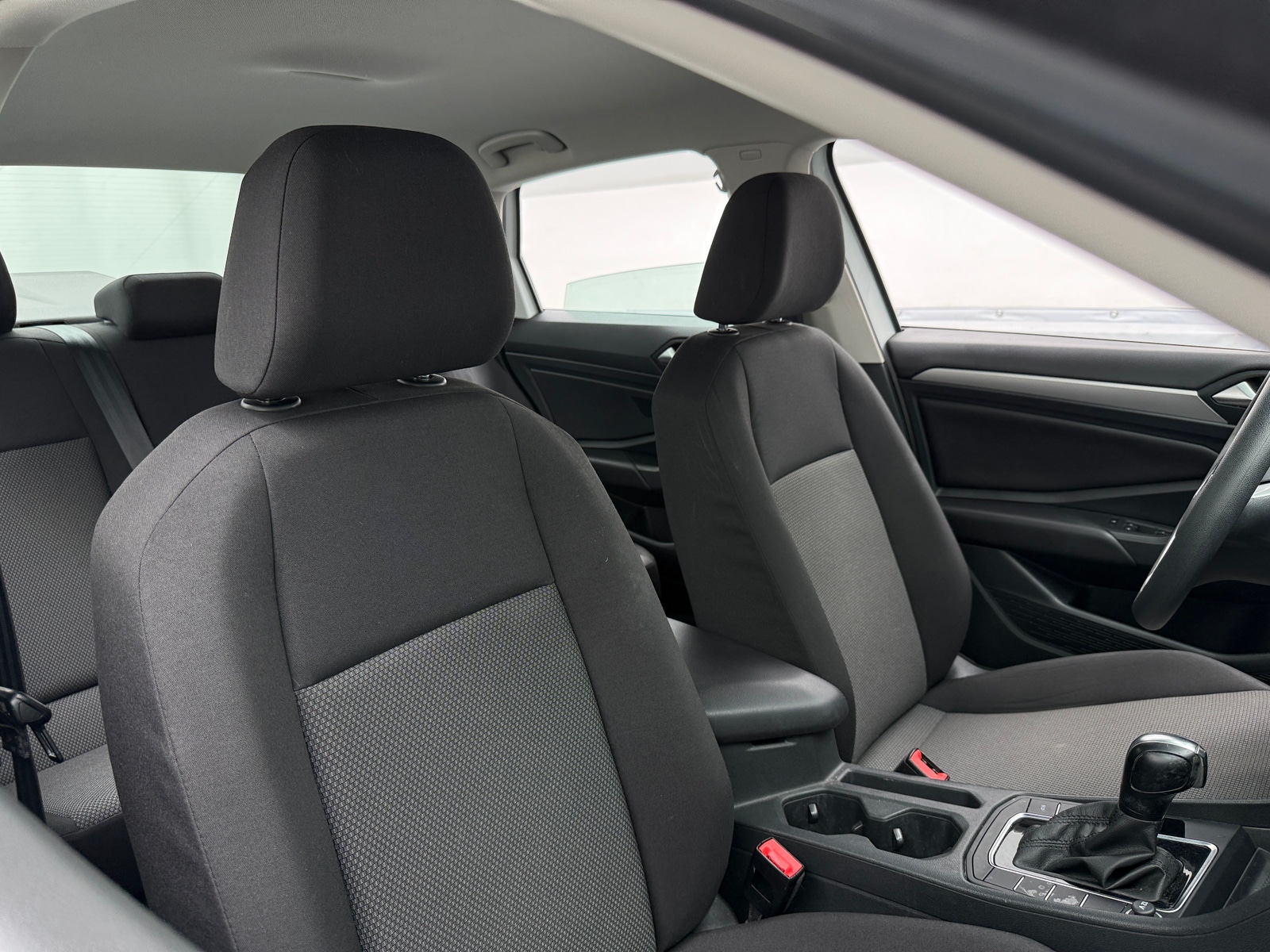 Thumbnail: 2019 Volkswagen Jetta - 2
