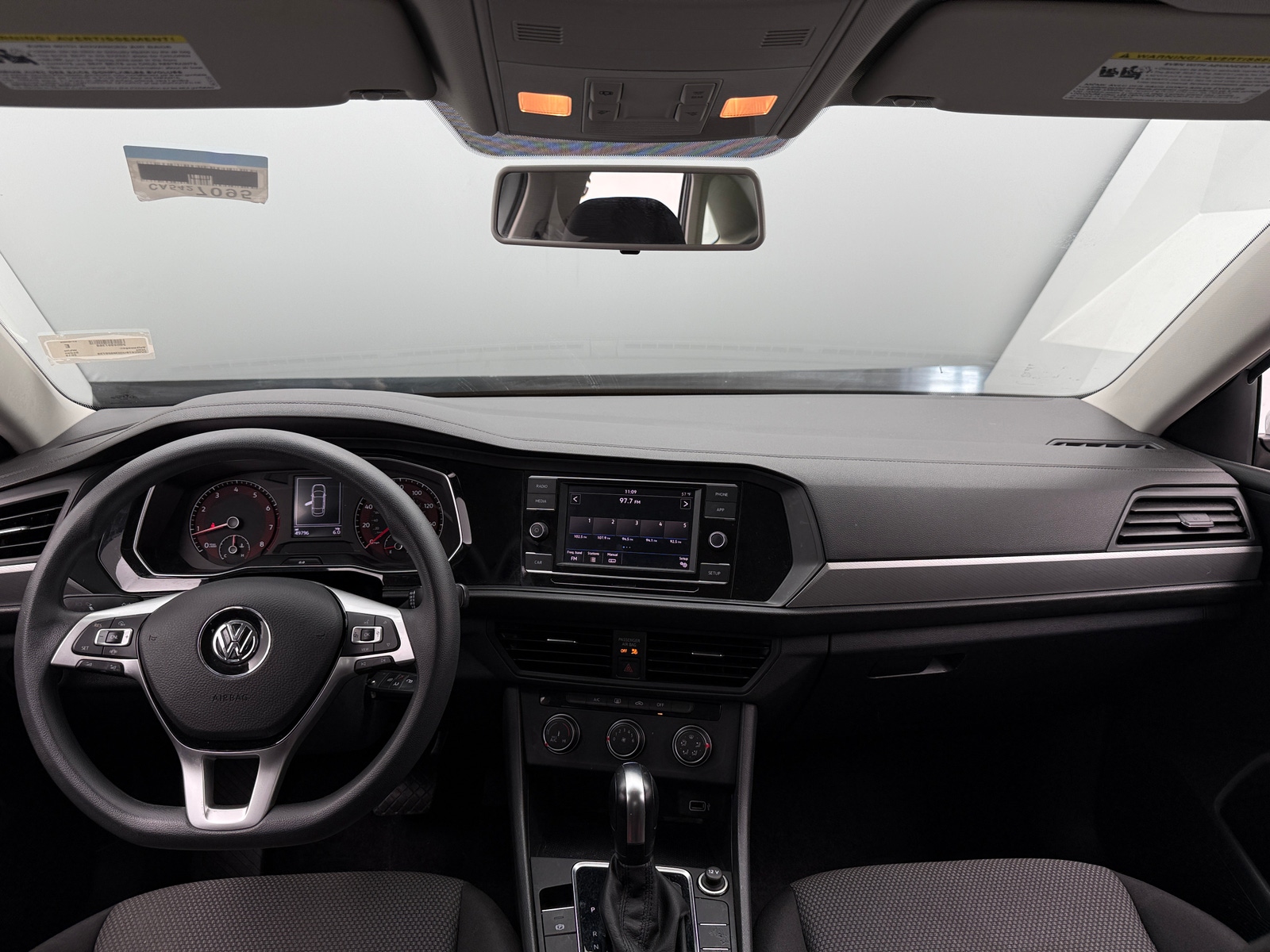 Thumbnail: 2019 Volkswagen Jetta - 3
