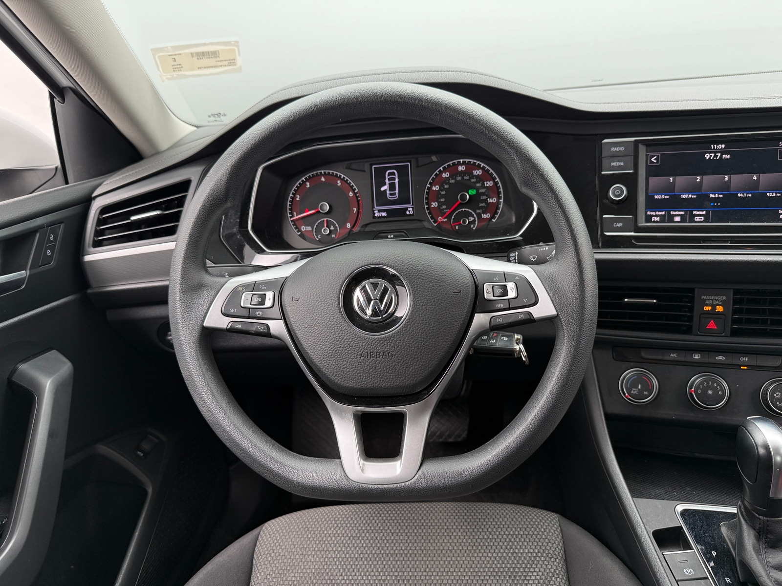 Thumbnail: 2019 Volkswagen Jetta - 5