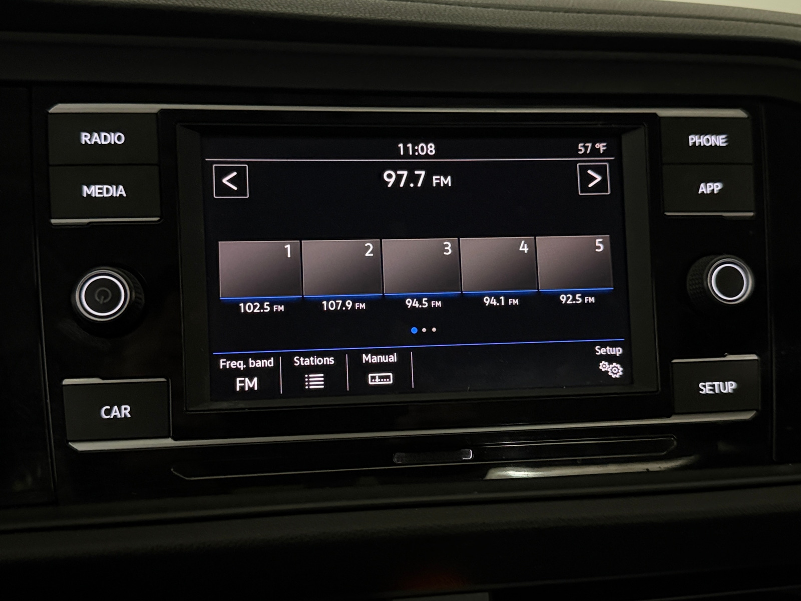 Thumbnail: 2019 Volkswagen Jetta - 4