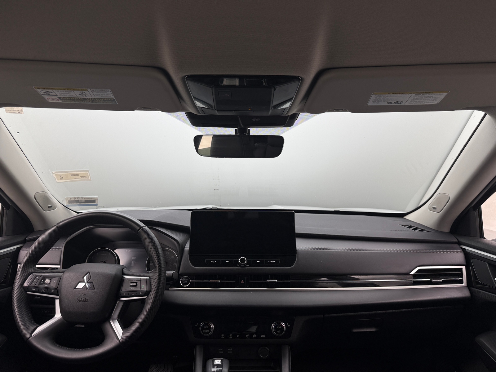 Thumbnail: 2025 Mitsubishi Outlander - 3