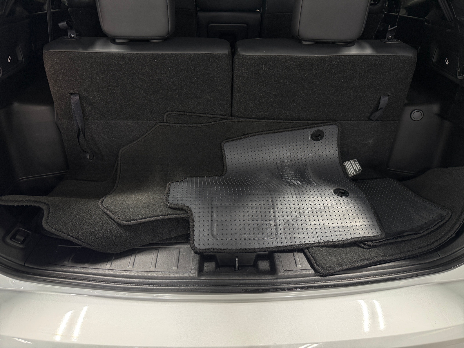 Thumbnail: 2025 Mitsubishi Outlander - 7