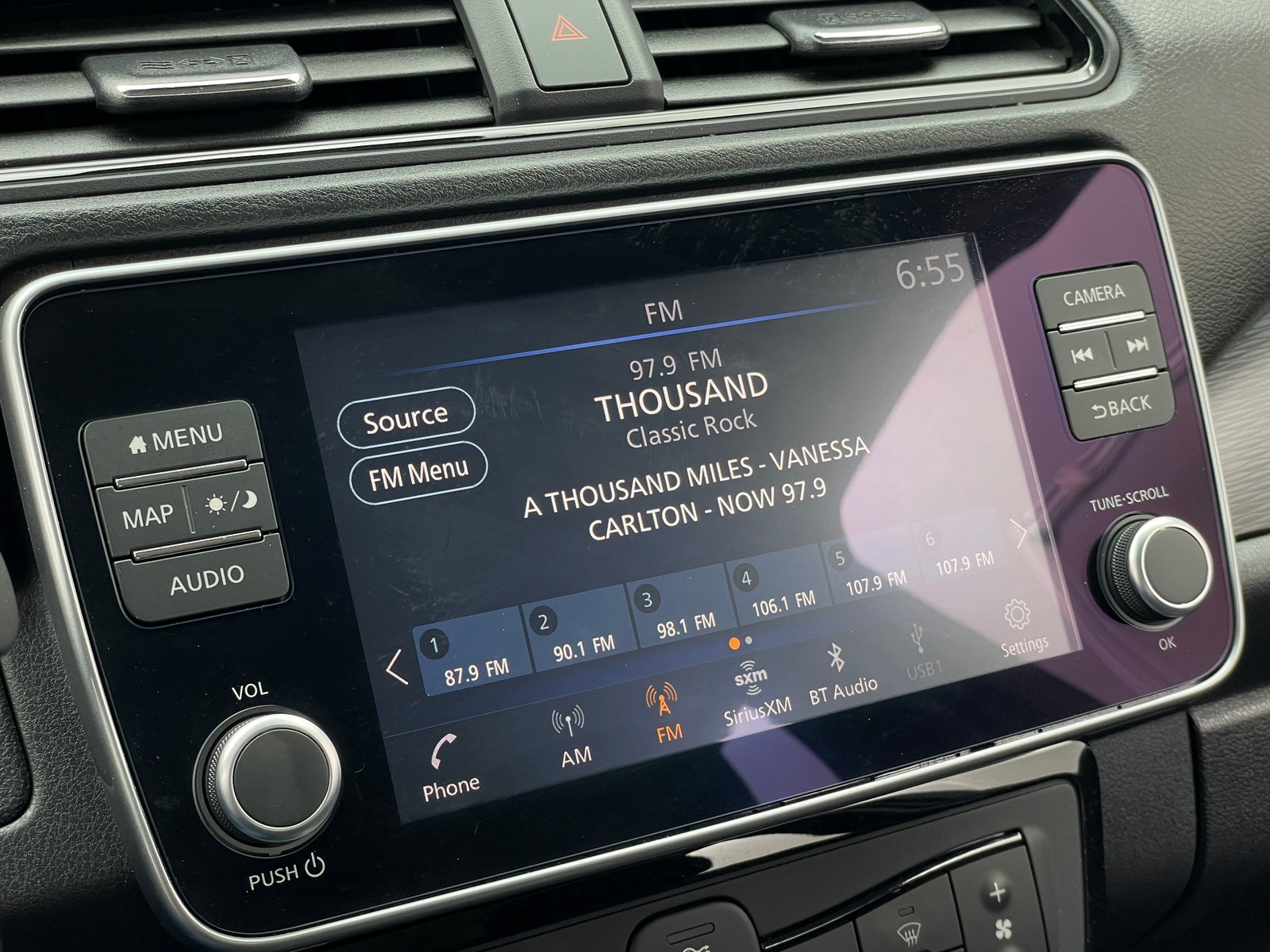 Thumbnail: 2024 Nissan Leaf - 4