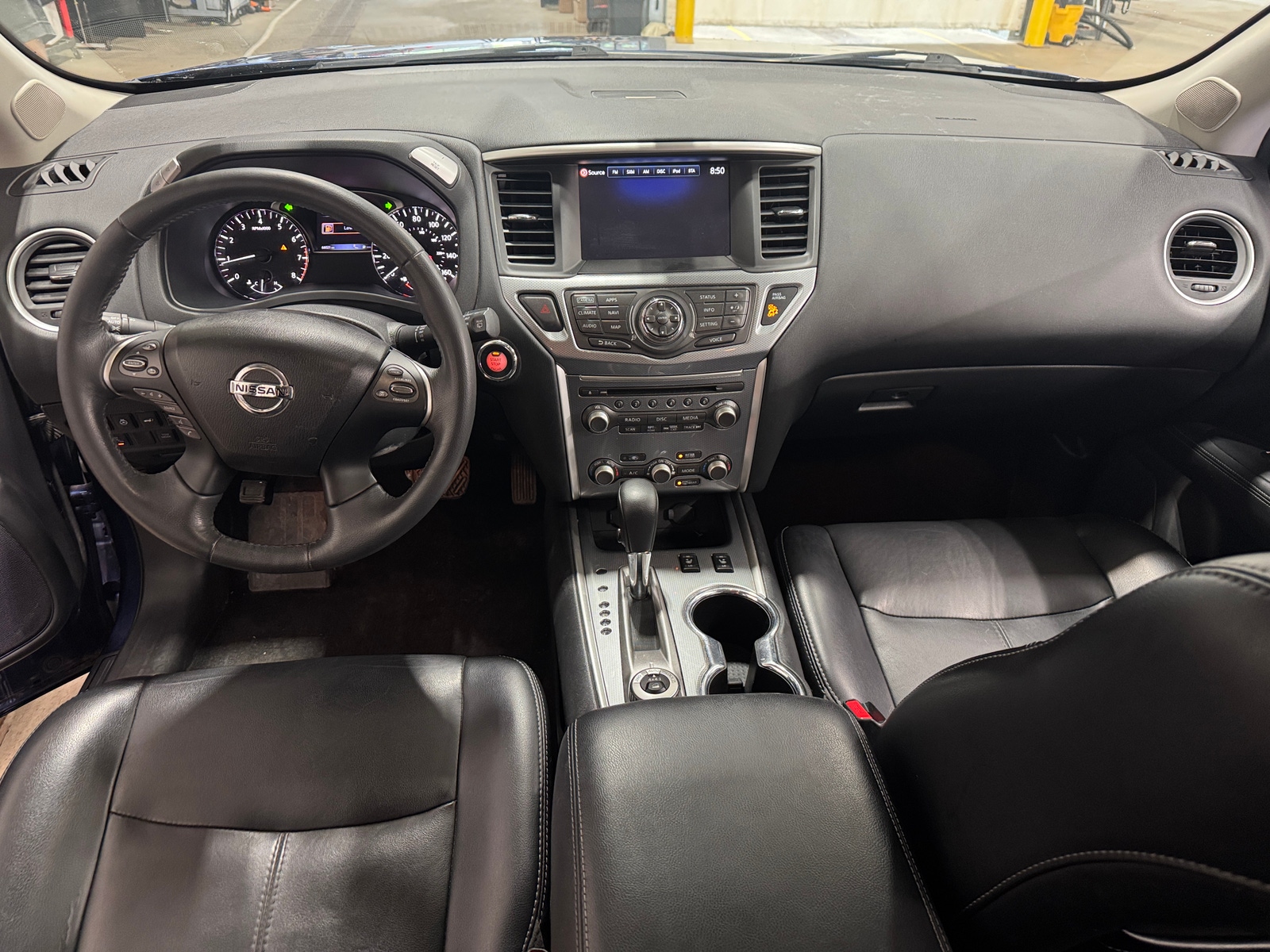 Thumbnail: 2017 Nissan Pathfinder - 2