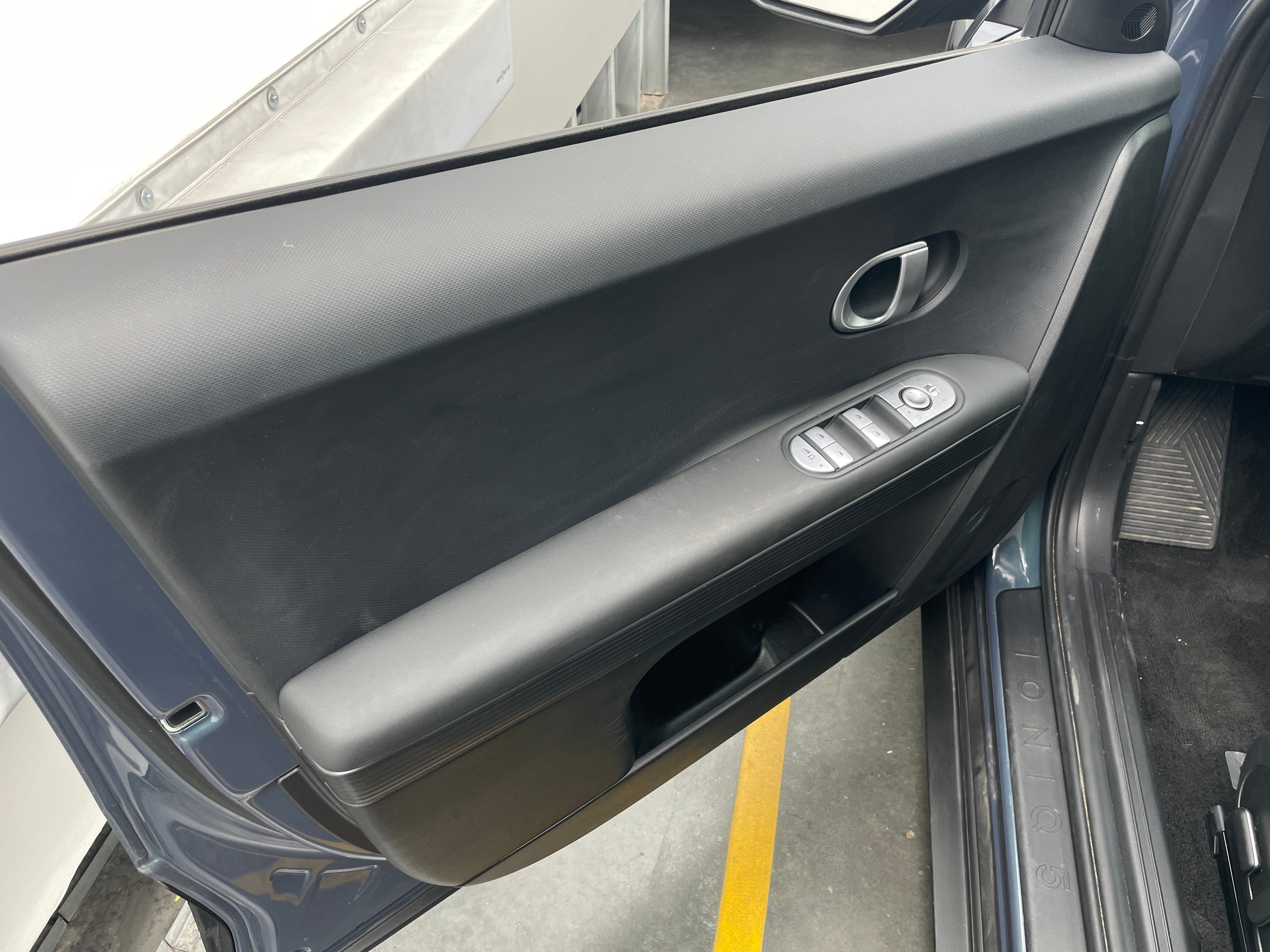 Used 2024 Hyundai IONIQ 5 SEL with VIN KM8KNDDF5RU294383 for sale in Pewaukee, WI