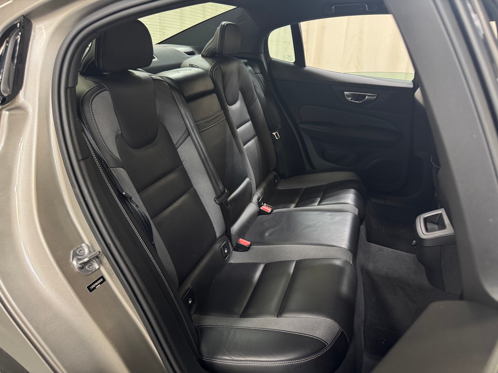 Thumbnail: 2019 Volvo S60 - 5