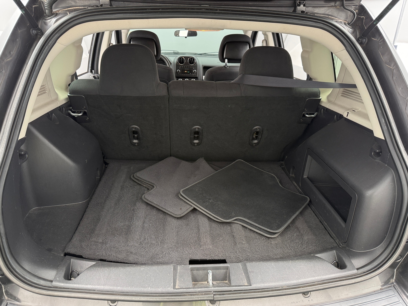 Thumbnail: 2014 Jeep Compass - 7