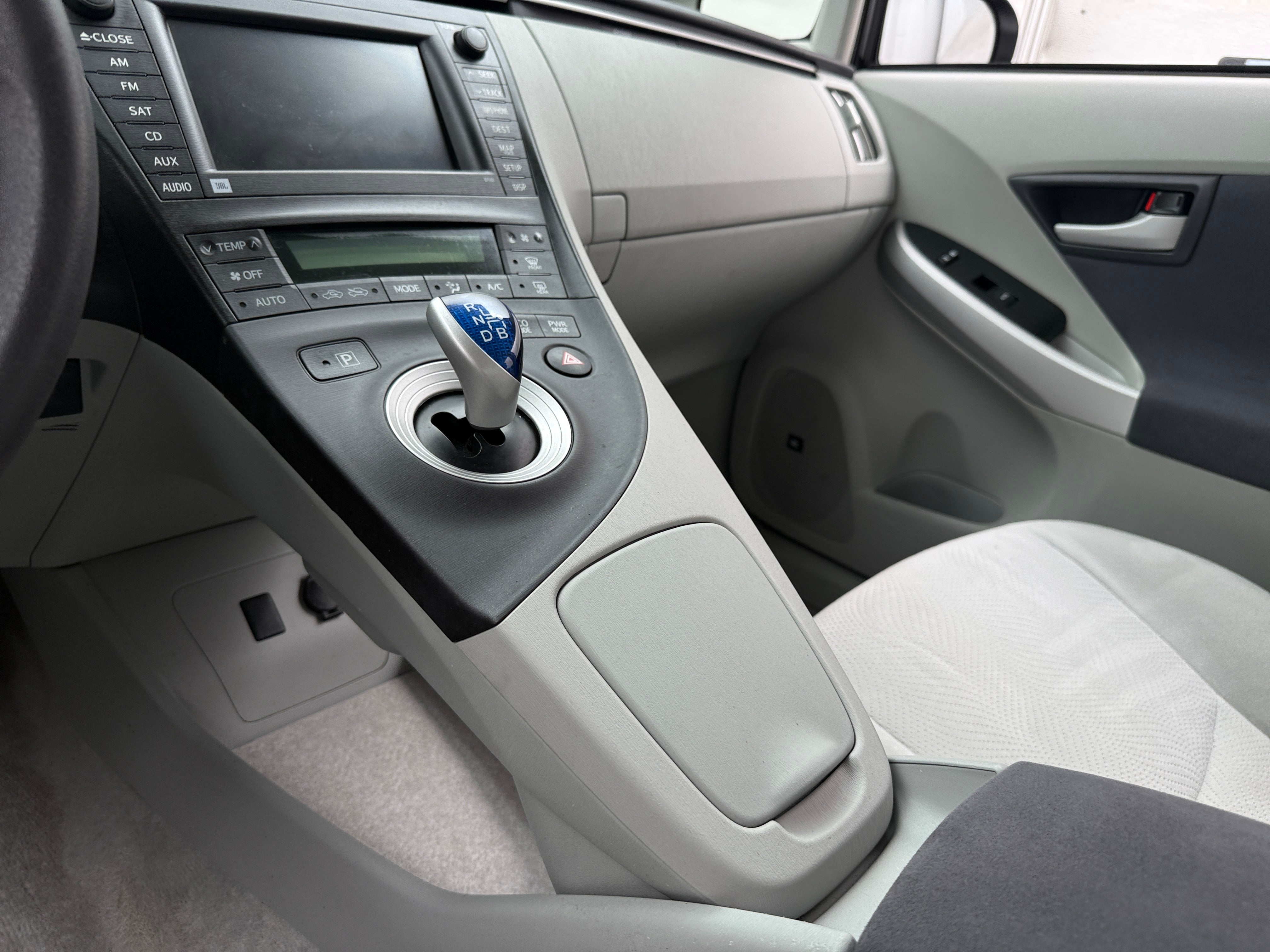 Used 2011 Toyota Prius I with VIN JTDKN3DU8B0283291 for sale in Pewaukee, WI