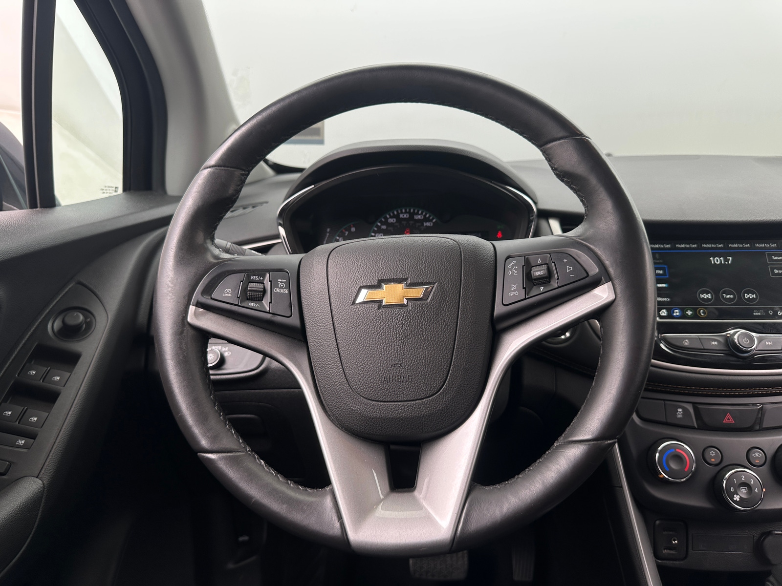 Thumbnail: 2019 Chevrolet Trax - 5