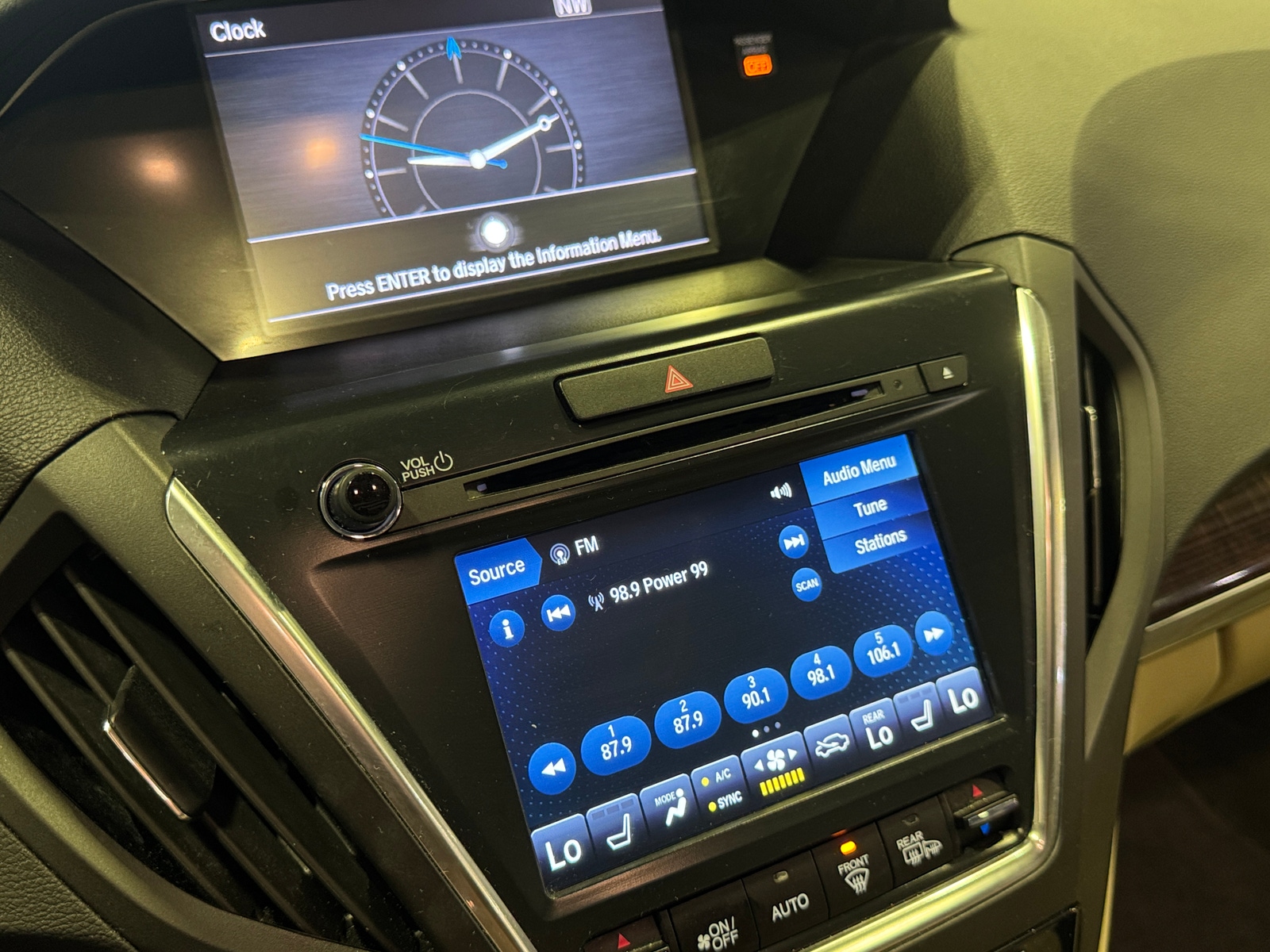 Thumbnail: 2020 Acura MDX - 3