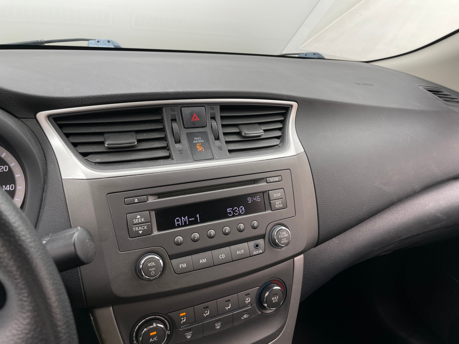 Thumbnail: 2013 Nissan Sentra - 4