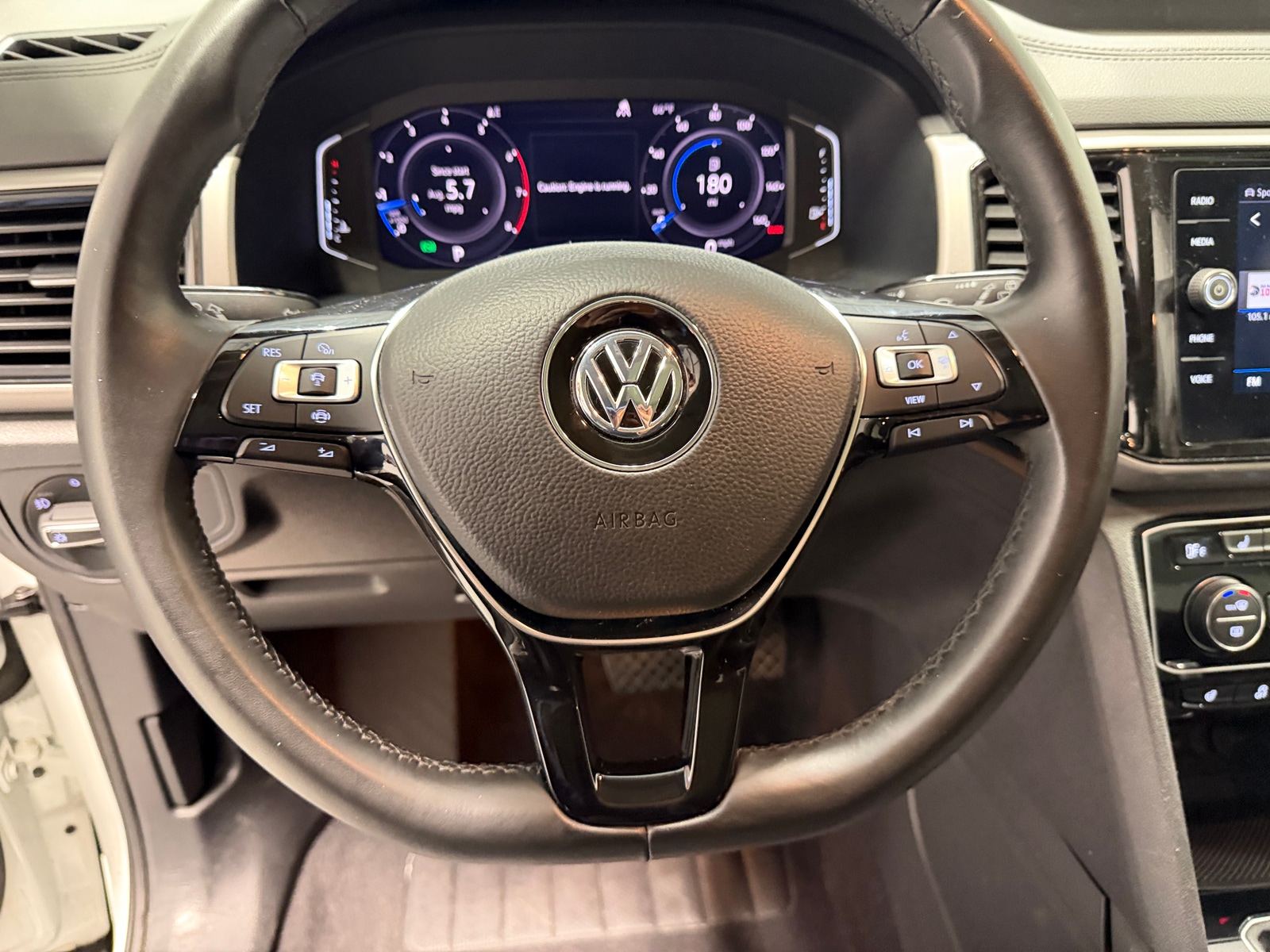 Thumbnail: 2020 Volkswagen Atlas - 4