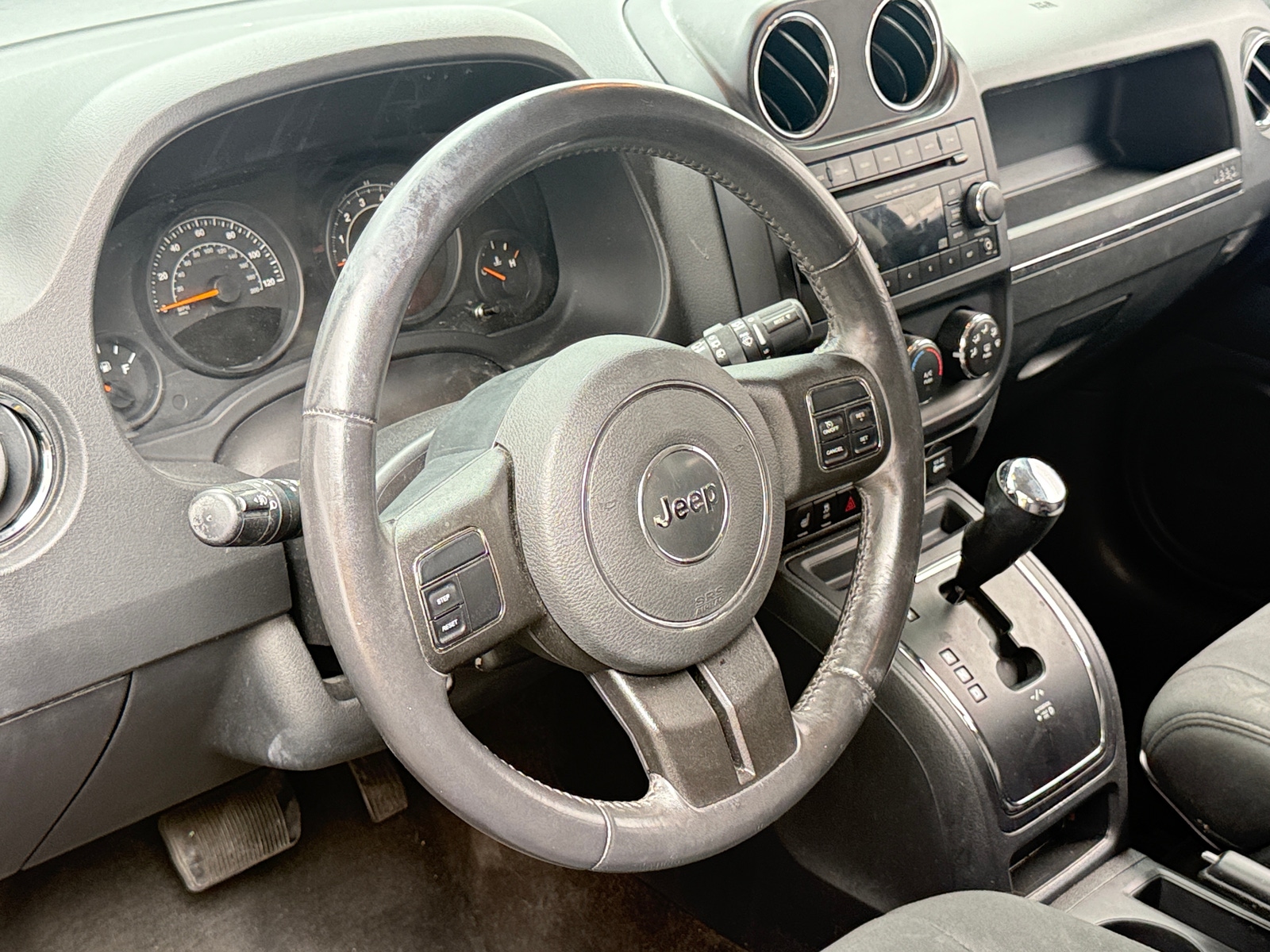 Thumbnail: 2014 Jeep Patriot - 5