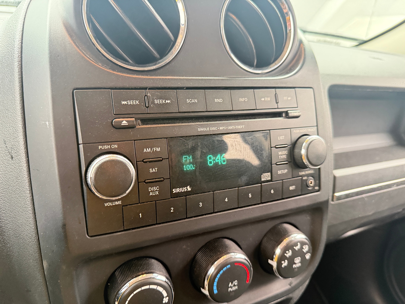 Thumbnail: 2014 Jeep Patriot - 4