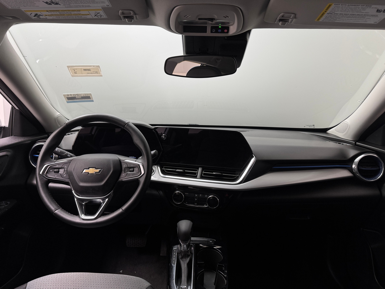 Thumbnail: 2025 Chevrolet Trax - 3