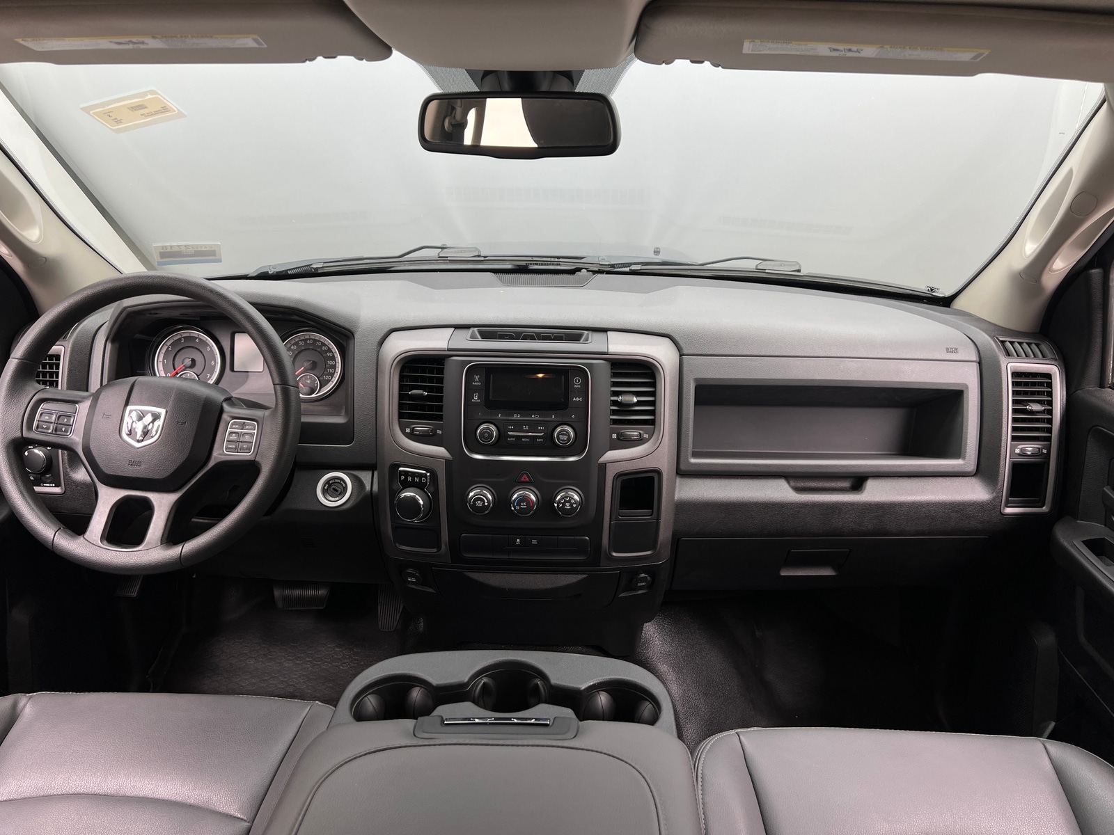 Thumbnail: 2019 RAM 1500 Classic - 3