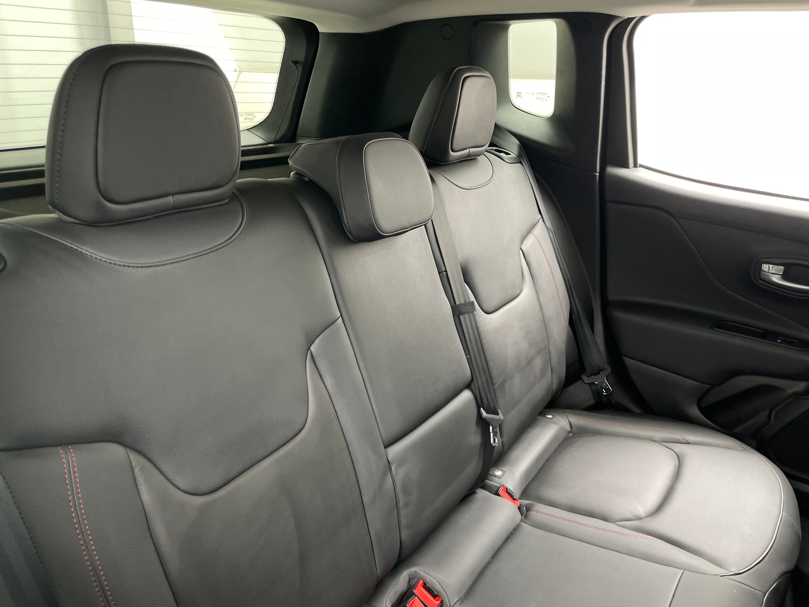 Thumbnail: 2020 Jeep Renegade - 5