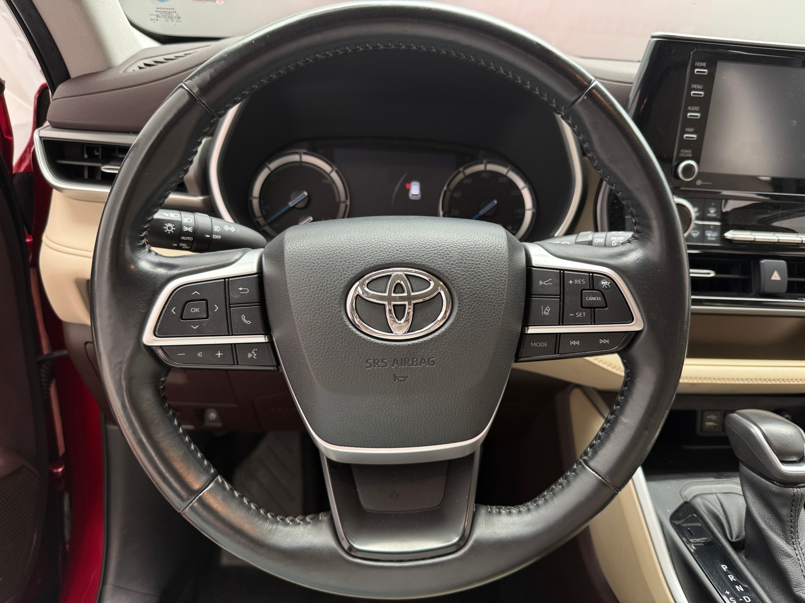 Thumbnail: 2022 Toyota Highlander - 4