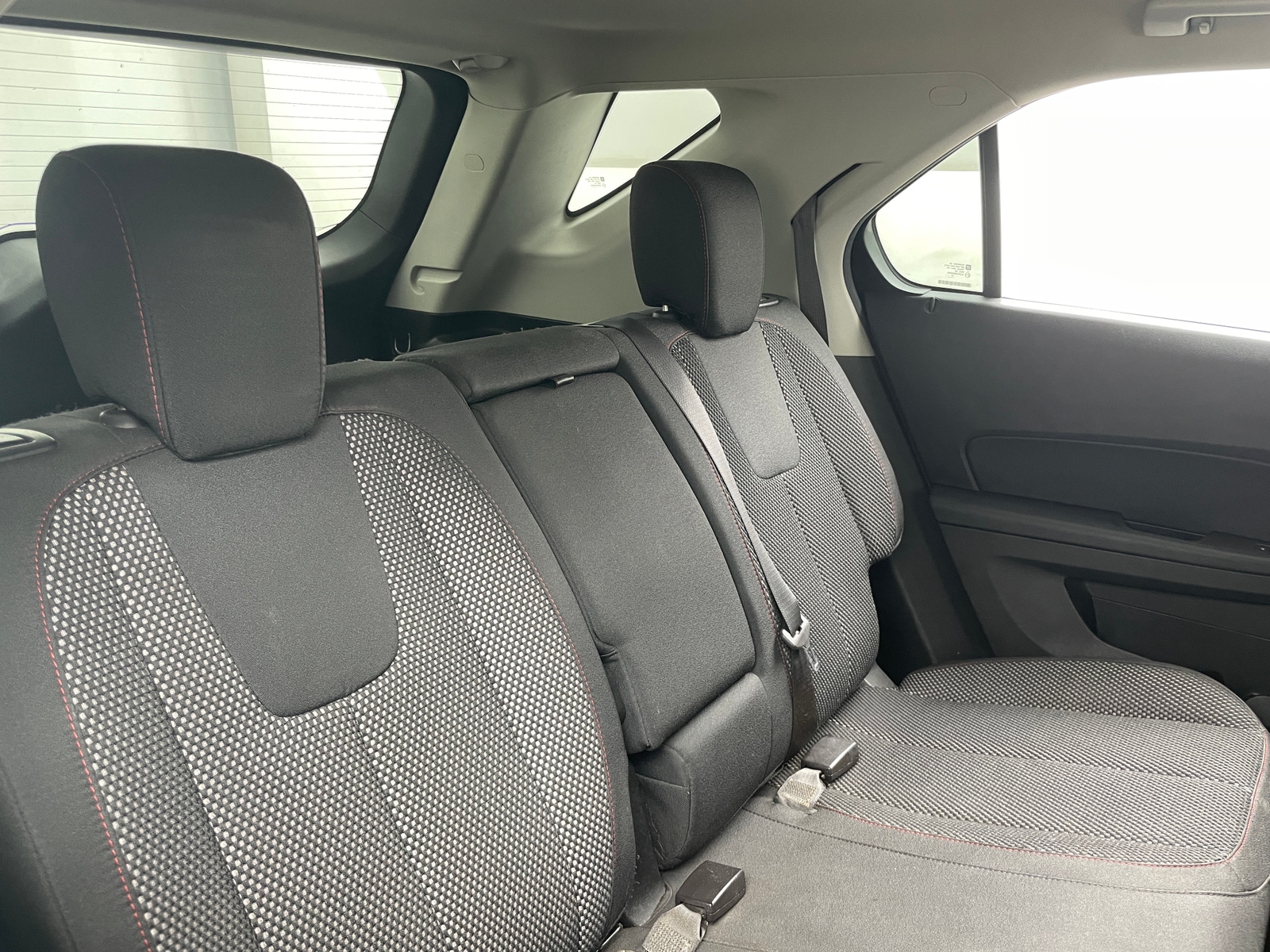 Thumbnail: 2017 Chevrolet Equinox - 6
