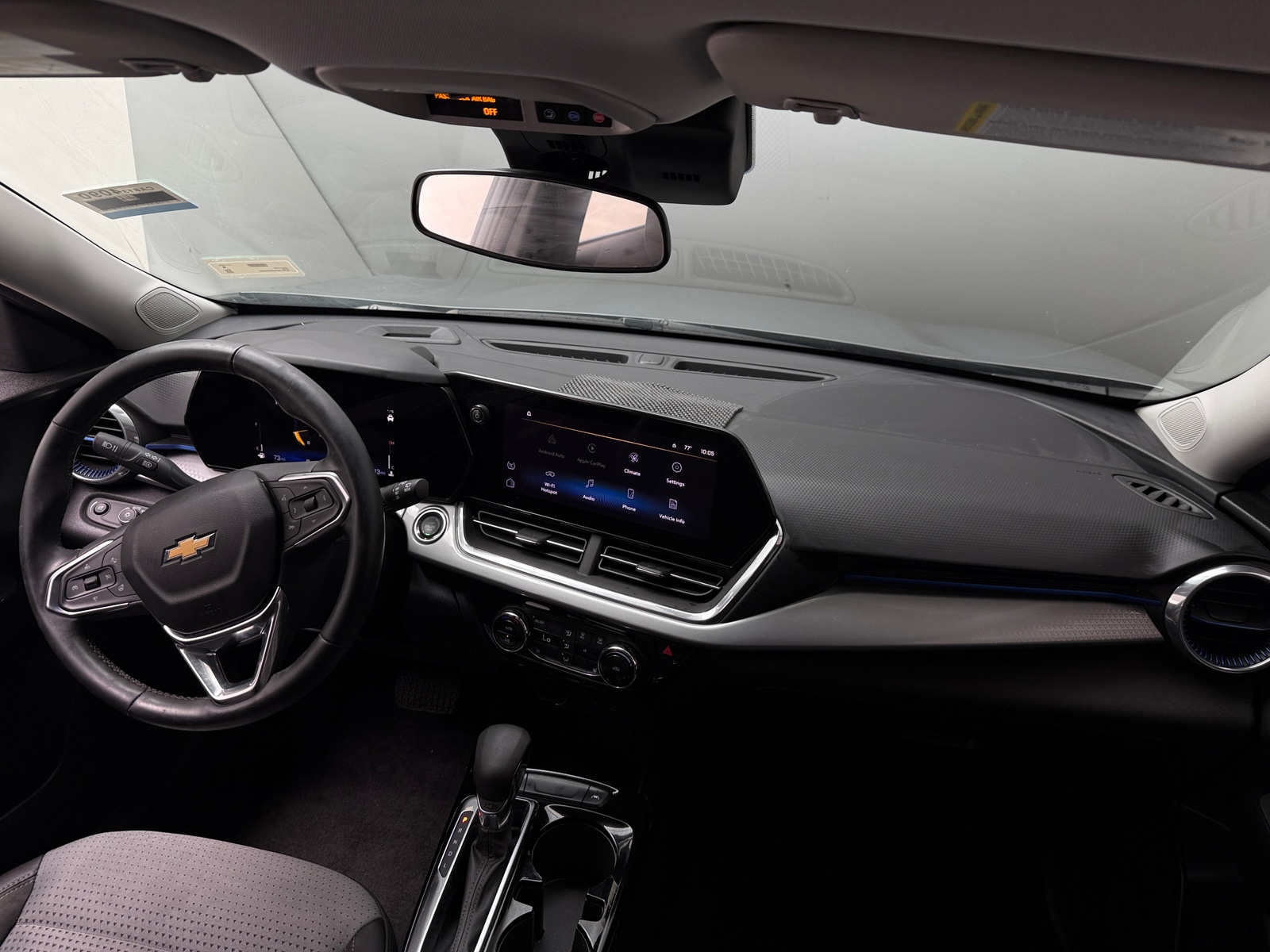 Thumbnail: 2024 Chevrolet Trax - 3