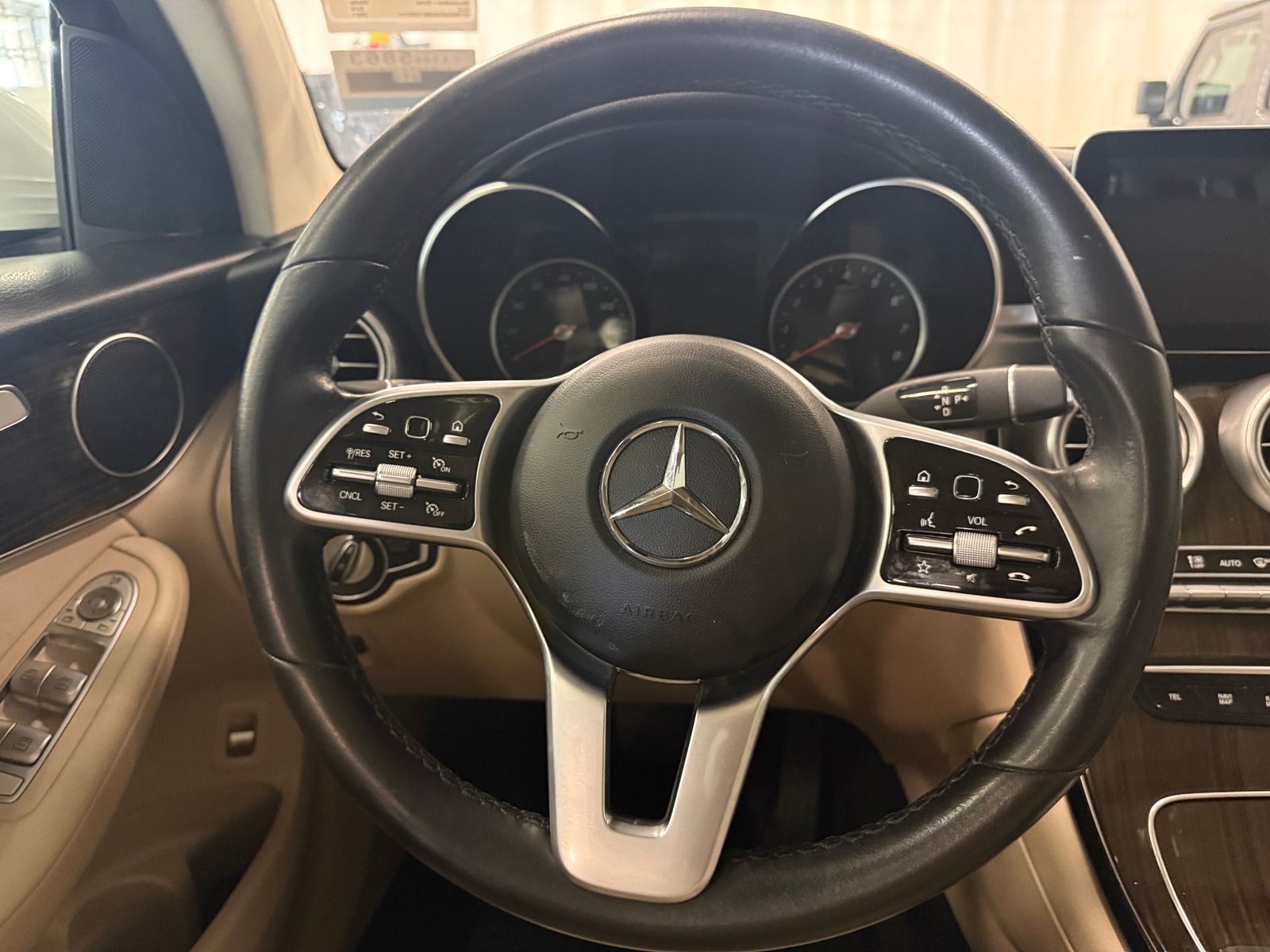 Thumbnail: 2021 Mercedes-Benz GLC - 4