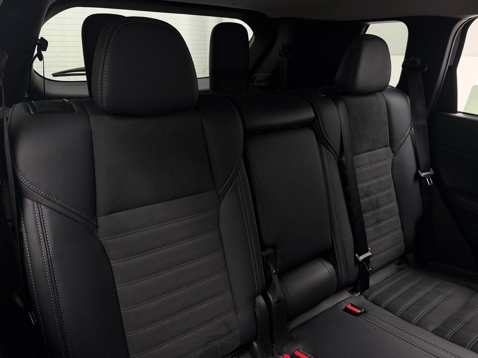 Thumbnail: 2025 Mitsubishi Outlander - 5