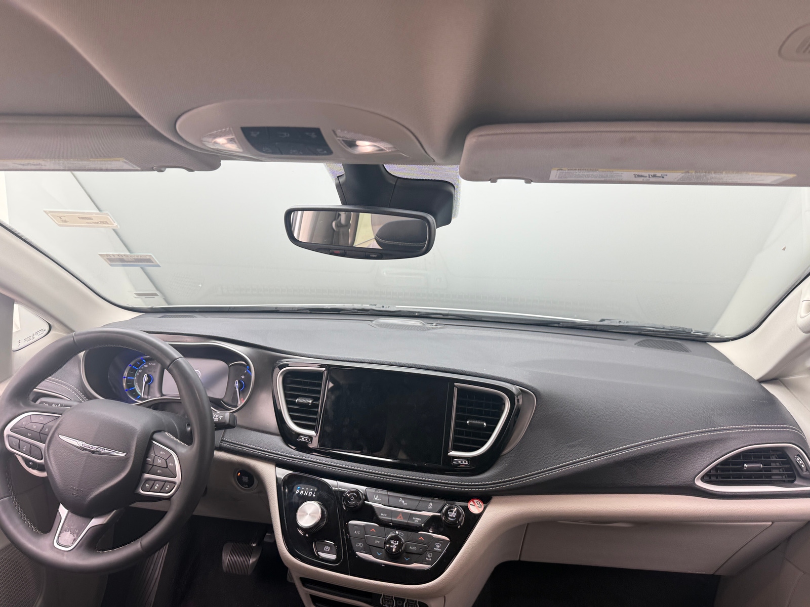 Thumbnail: 2024 Chrysler Pacifica - 2