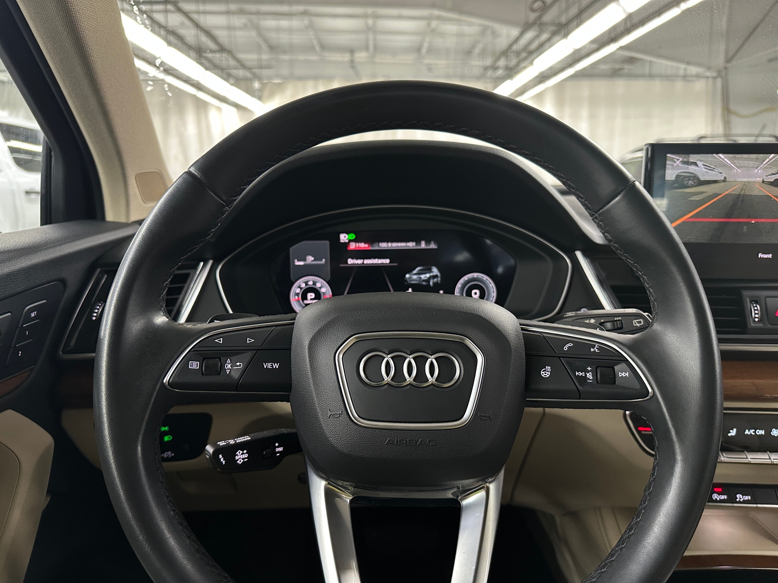 Thumbnail: 2021 Audi Q5 - 4