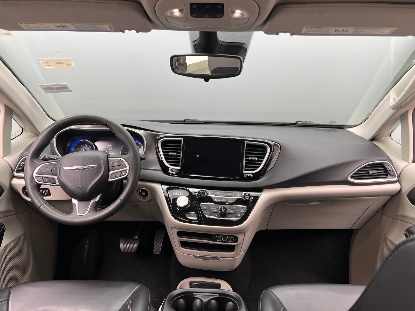 Thumbnail: 2023 Chrysler Pacifica - 2