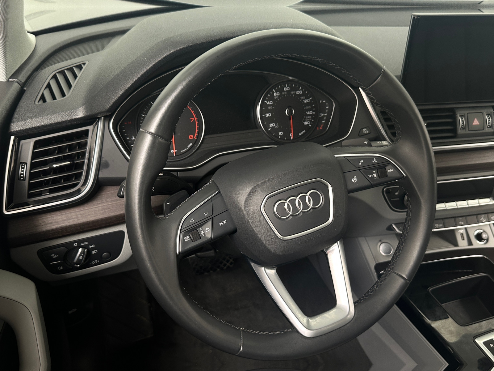 Thumbnail: 2023 Audi Q5 - 4